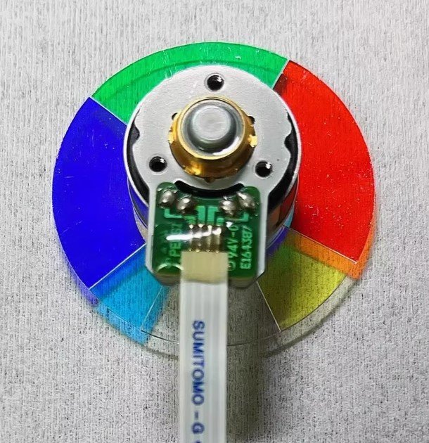 The back of BenQ MP771 projector color wheel