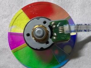 the back of Optoma IS805 color wheel segments, 6 segs, RYMGCB