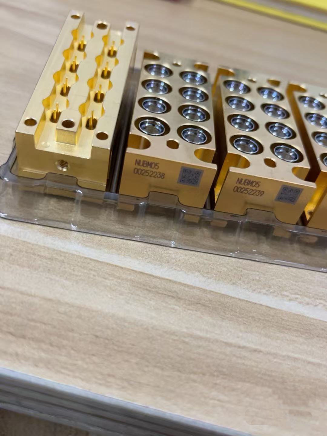 NUBM05 multiple laser diode bank-front view