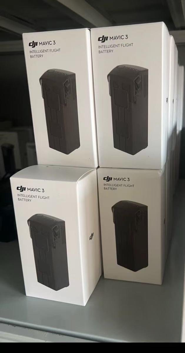 Original DJI Mavic 3 Intelligent Flight Battery packaging