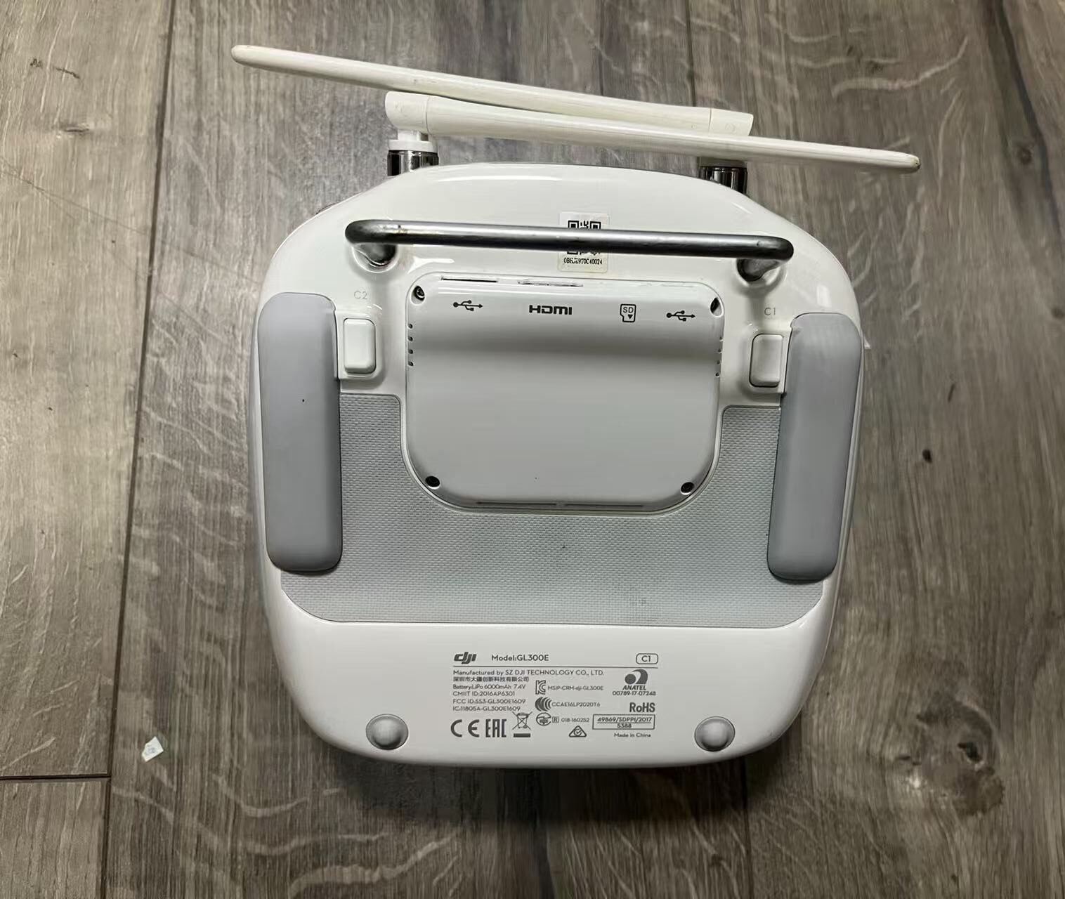 DJI GL300E Remote Controller back view with built-in screen