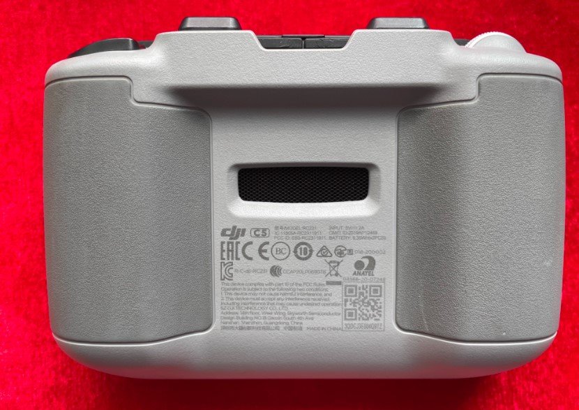 DJI mini 2 remote, compatible with Mavic 3 series drones-back view