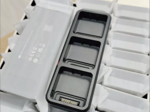 DJI Mavic 3 Battery Charging Hub 100W Side Angle