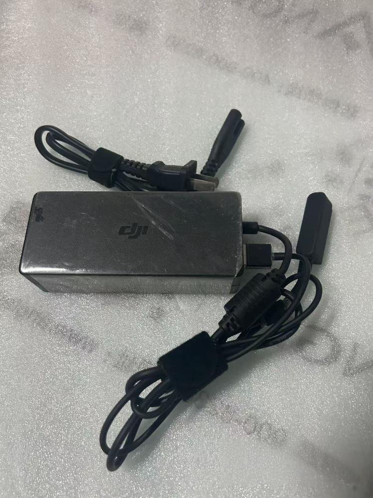 DJI Mavic Pro Platinum Battery & Controller Charger F1C50