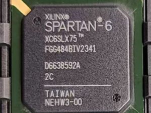 Xilinx FPGA Spartan-6 XC6SLX75 F66484B